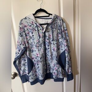 NWT Vera Bradley Zippered Hoodie (fresh cut partern)